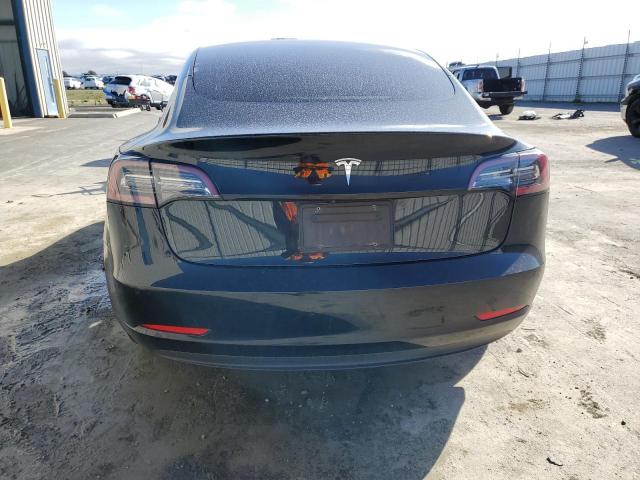 Tesla Model 3 Image 3