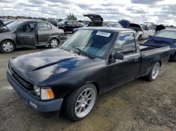  Salvage Toyota Pickup