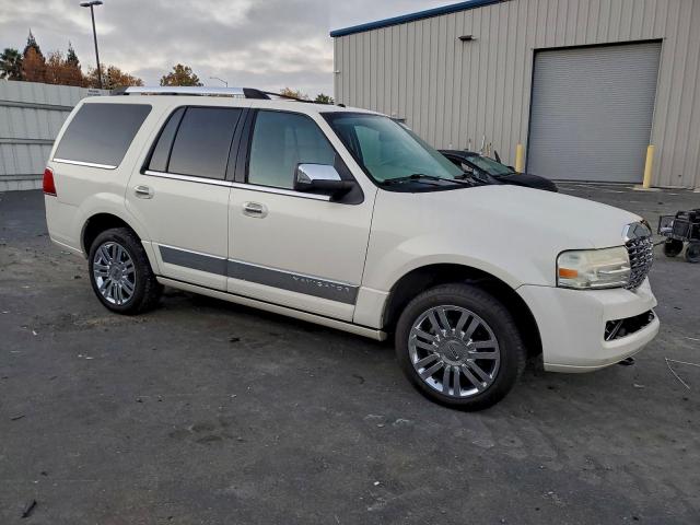 Lincoln Navigator Image 4