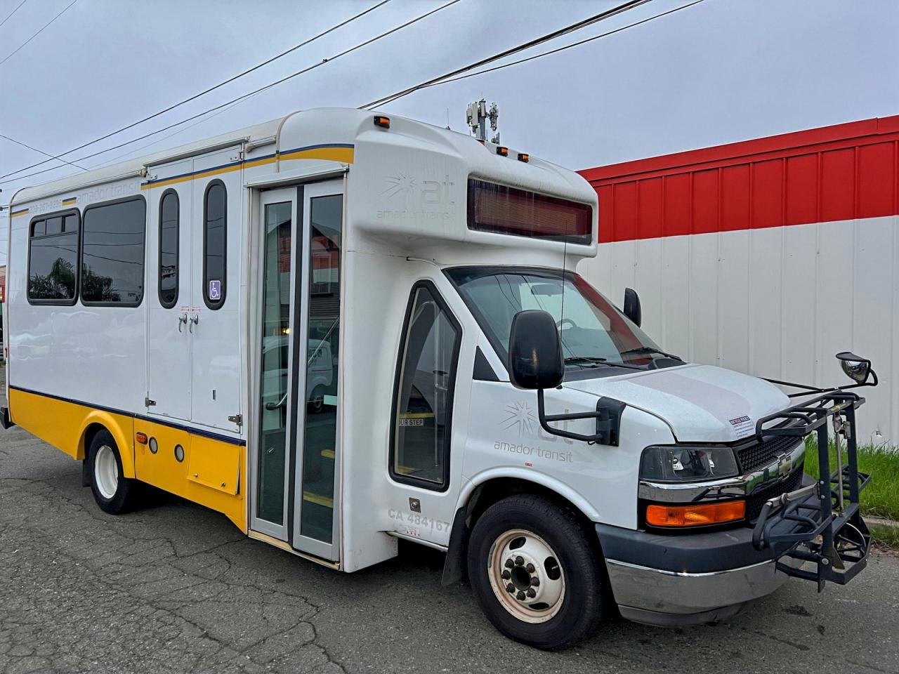 Chevrolet Express Image 1