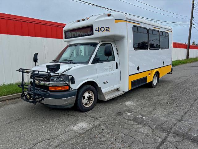 Chevrolet Express Image 6