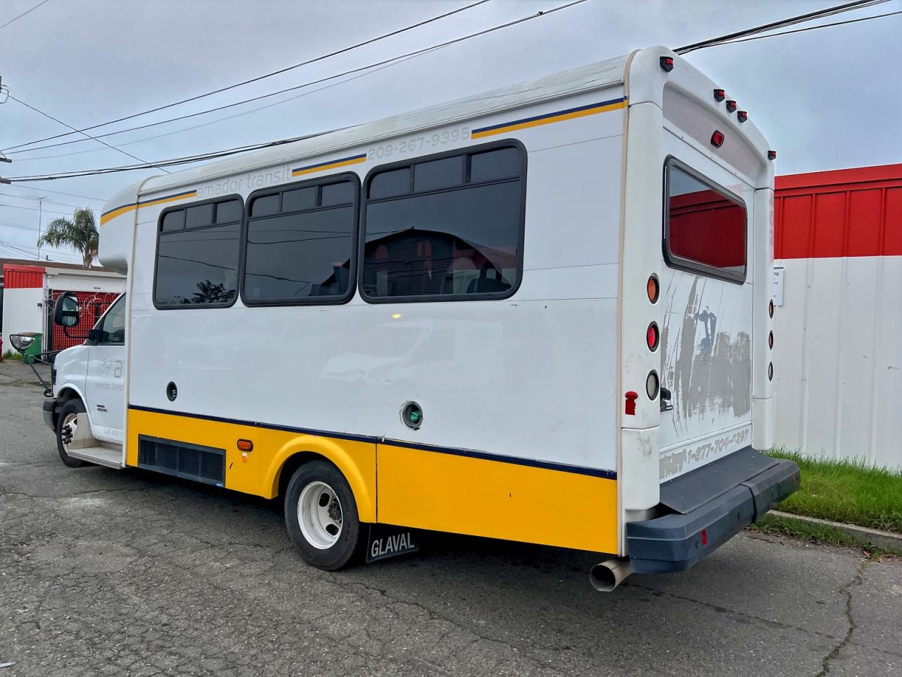 Chevrolet Express Image 7