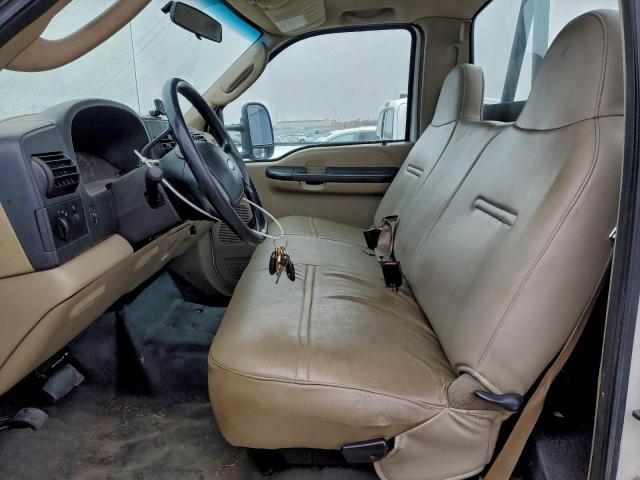 Ford F-450 Super Duty Image 10