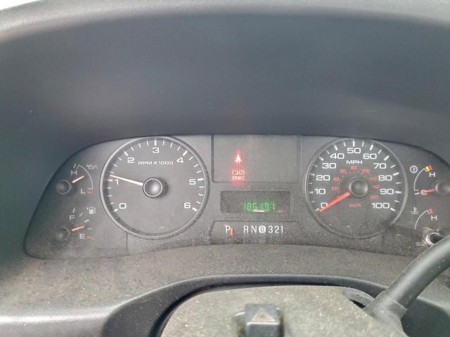 Ford F-450 Super Duty Image 2