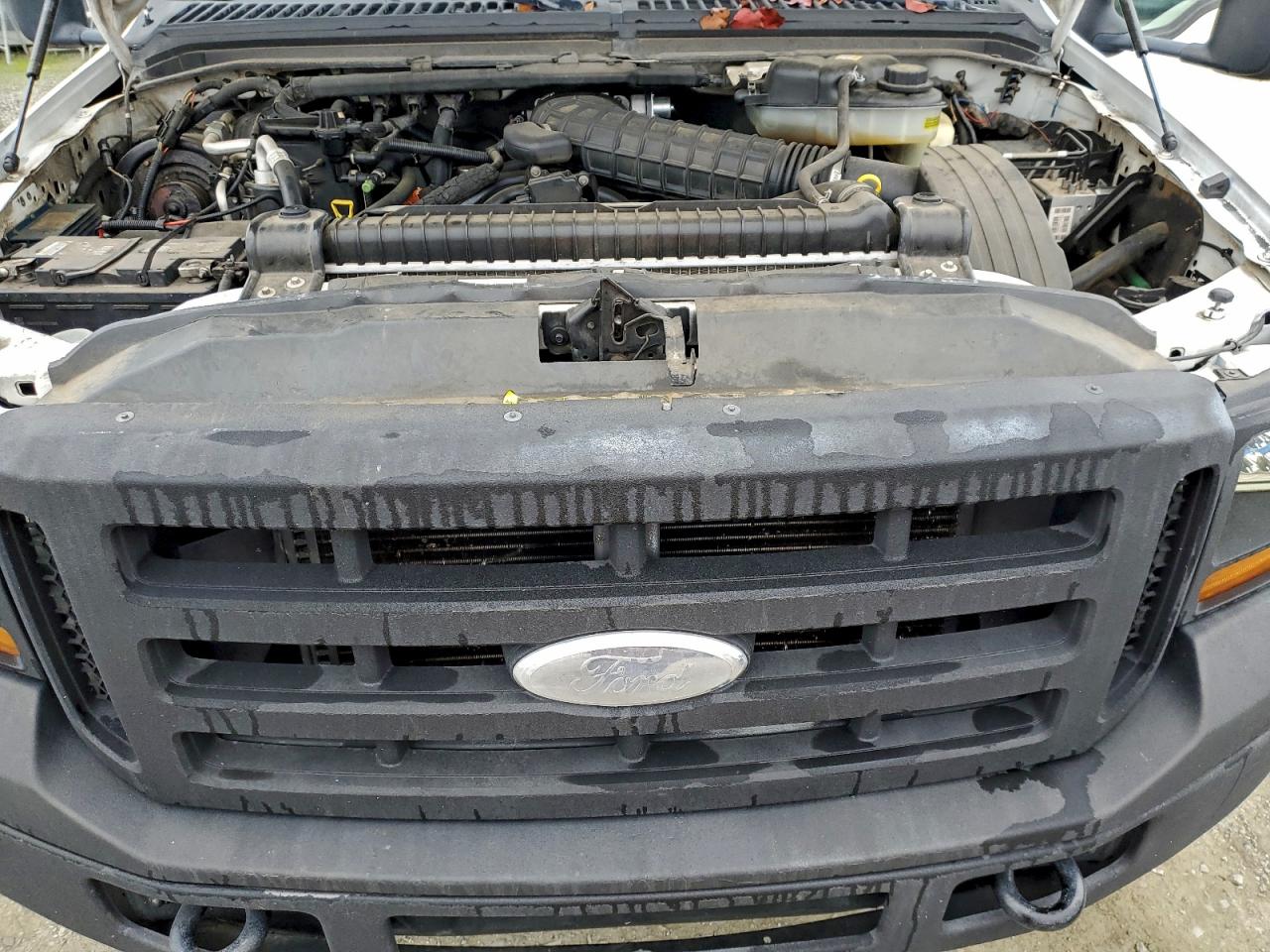 Ford F-450 Super Duty Image 3