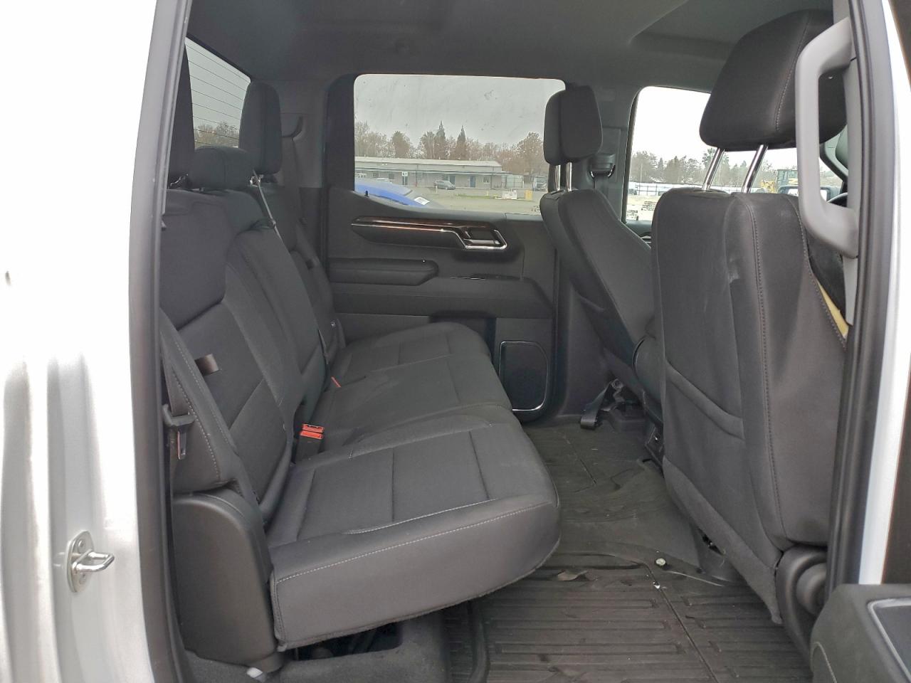 GMC Sierra C1500 Elevation Image 5