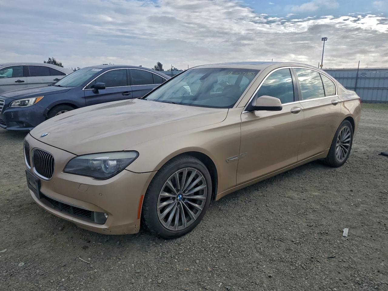 BMW 7 Series I Image 1