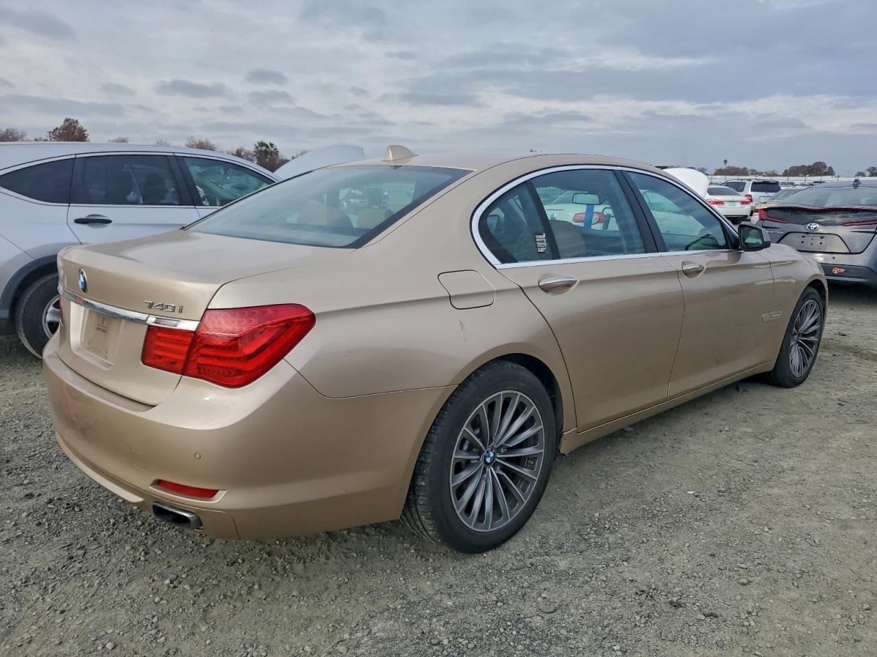 BMW 7 Series I Image 12