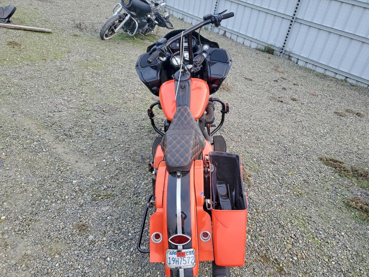 Harley-Davidson Fl Image 2