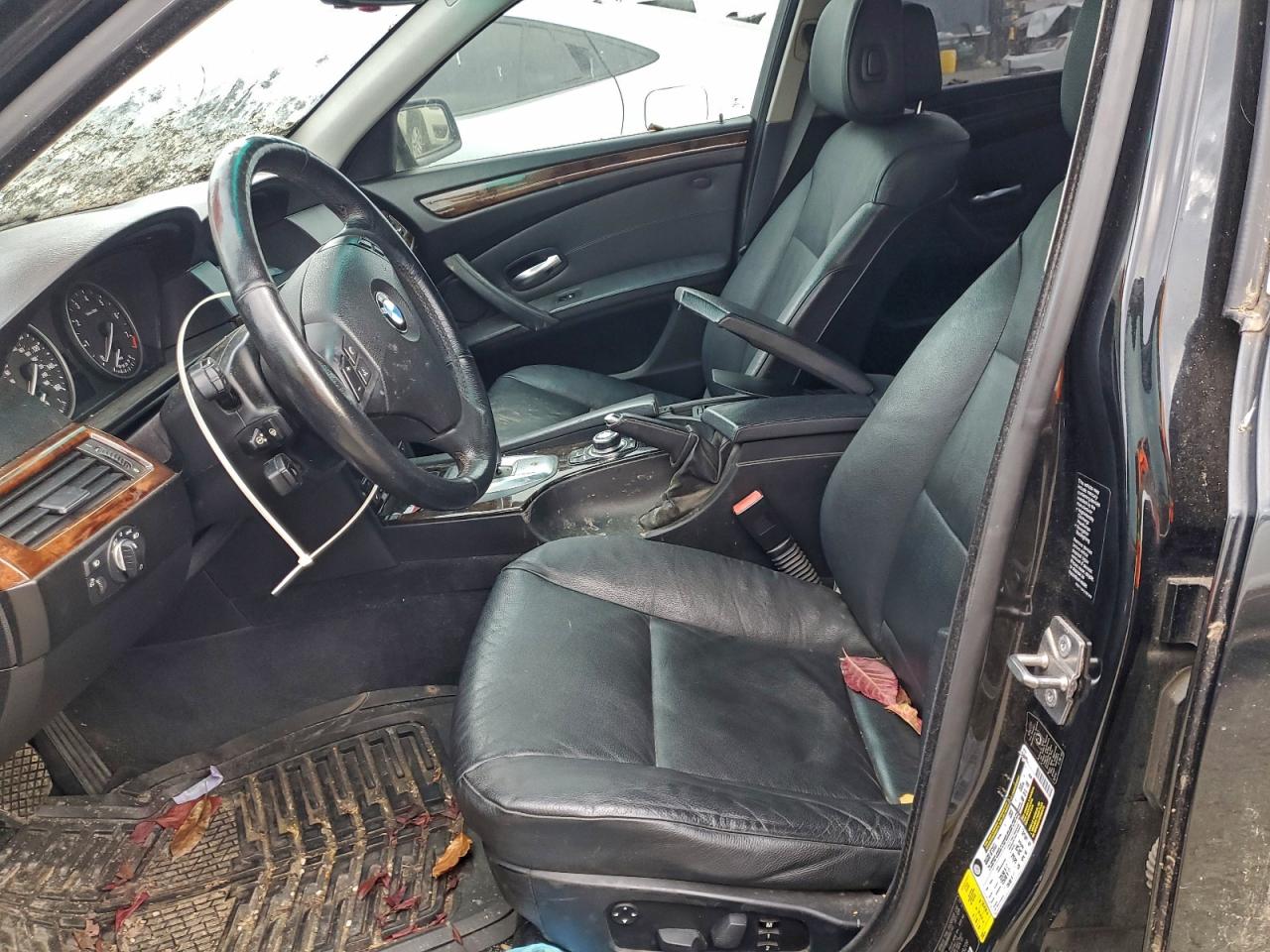 BMW 5 Series Xi Image 7