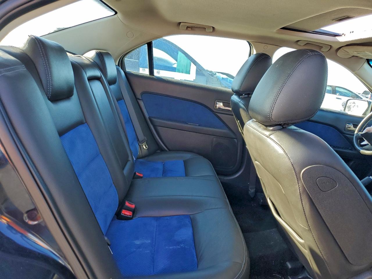 Ford Fusion Se Image 8