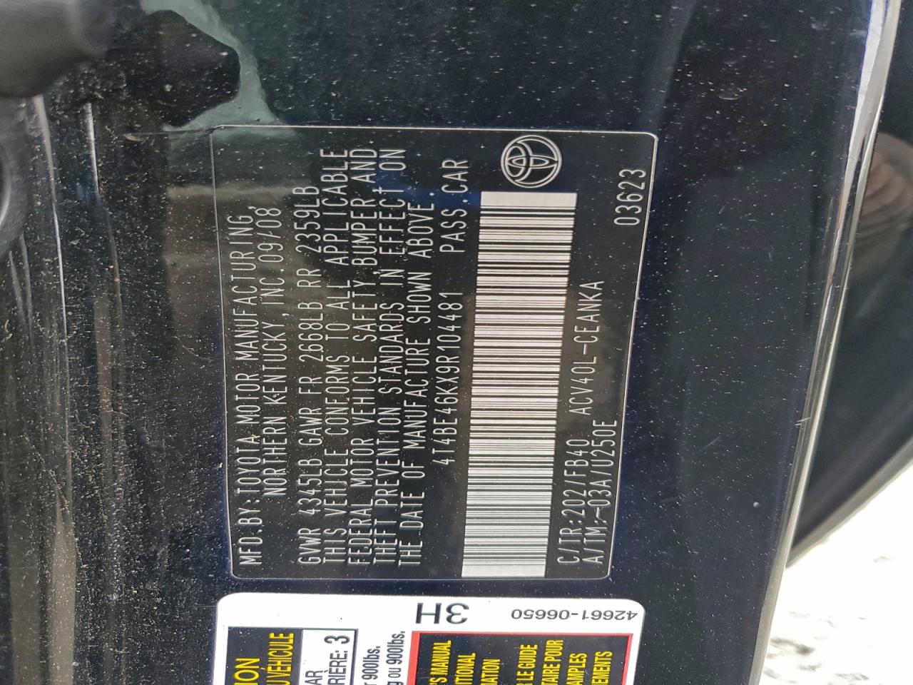 Toyota Camry Base Image 12