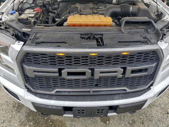 Ford F-150 Supercrew Image 10