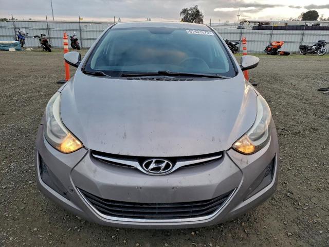 Hyundai ELANTRA Se Image 2