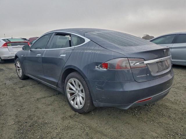 Tesla Model S Image 4