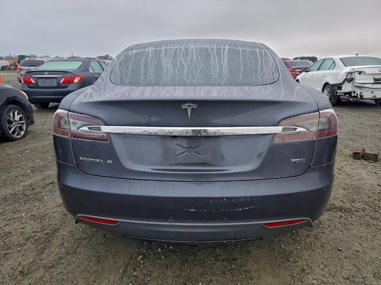 Tesla Model S Image 3