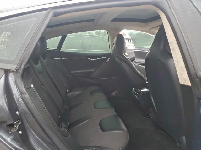Tesla Model S Image 14