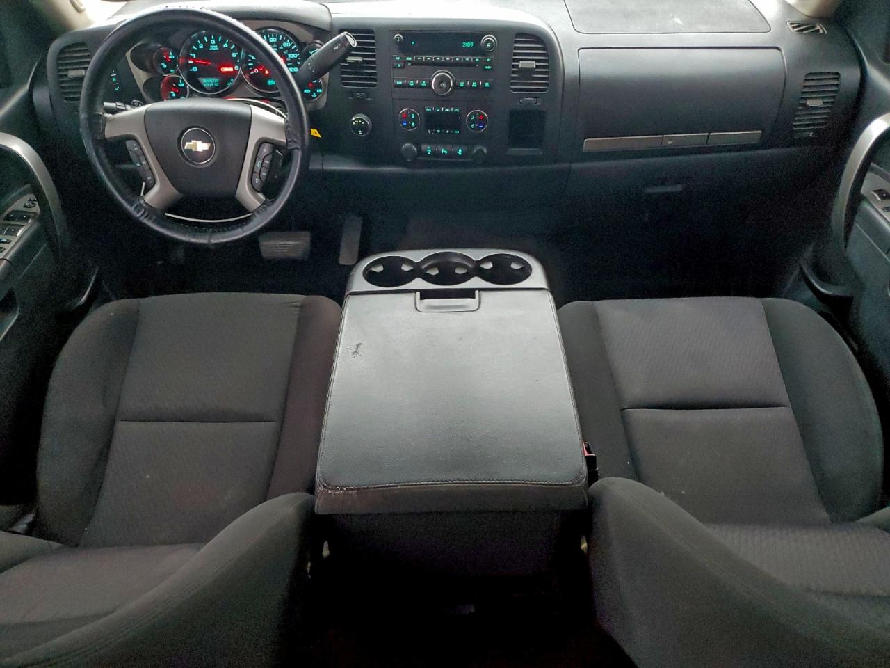 Chevrolet Silverado K1500 Lt Image 12