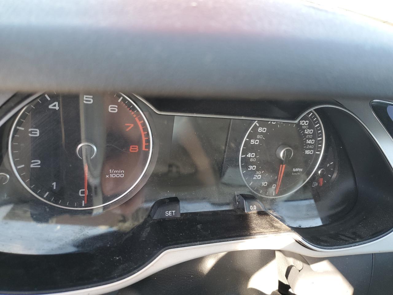 Audi A4 Premium S-line Image 6