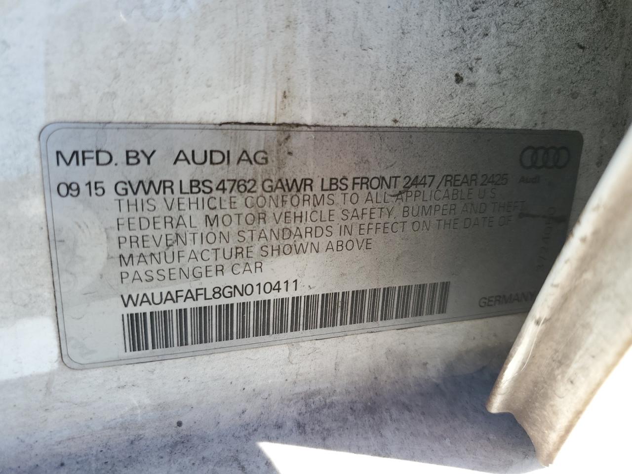 Audi A4 Premium S-line Image 11