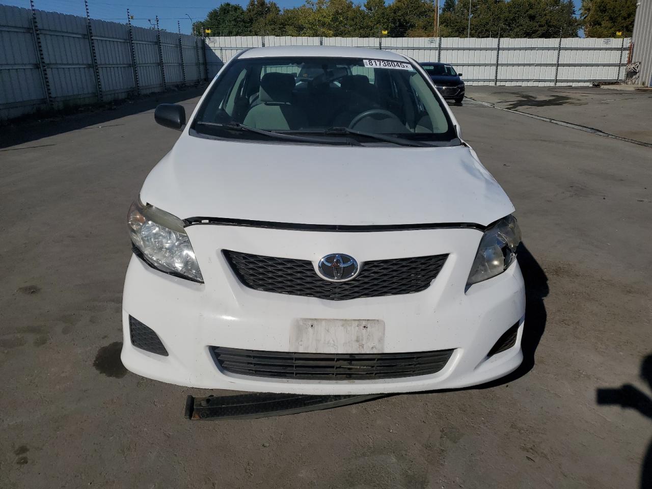 Toyota Corolla Base Image 2