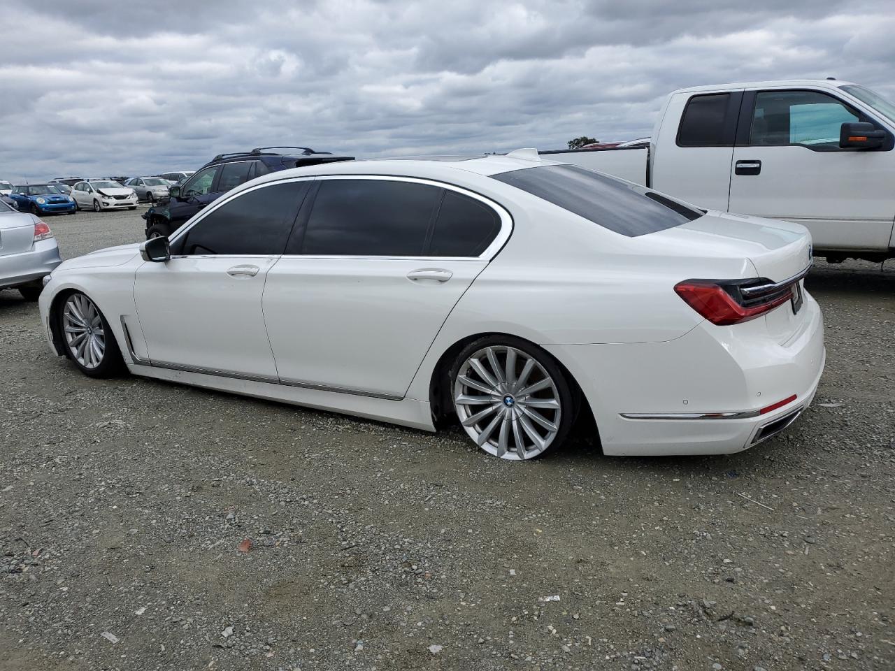 BMW 7 Series I Image 8