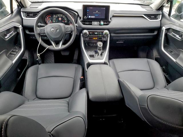 Toyota RAV4 Xle Premium Image 2