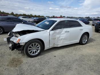  Salvage Chrysler 300