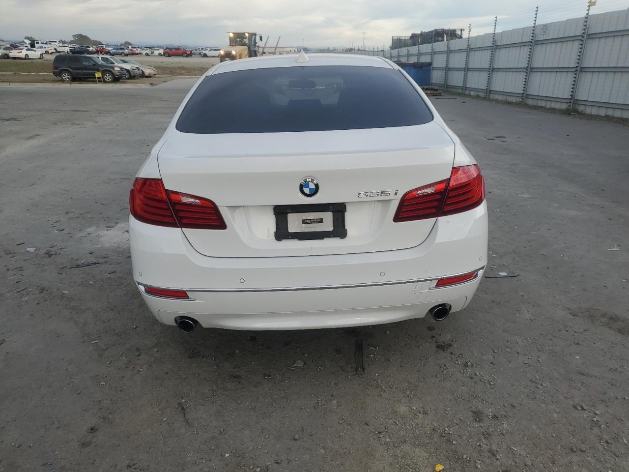 BMW 5 Series I Image 7