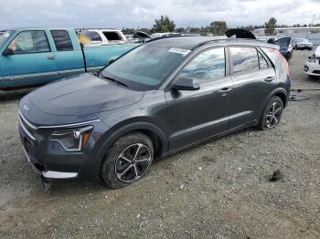  Salvage Kia Niro