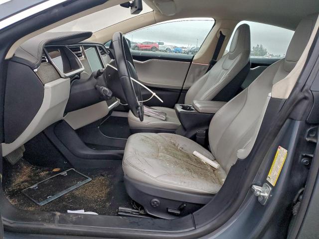 Tesla Model S Image 8