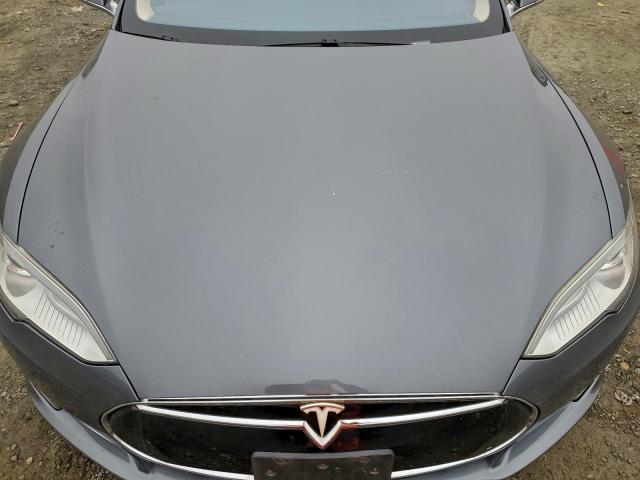 Tesla Model S Image 2