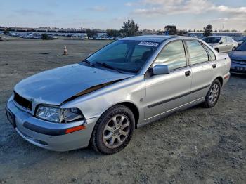  Salvage Volvo S40