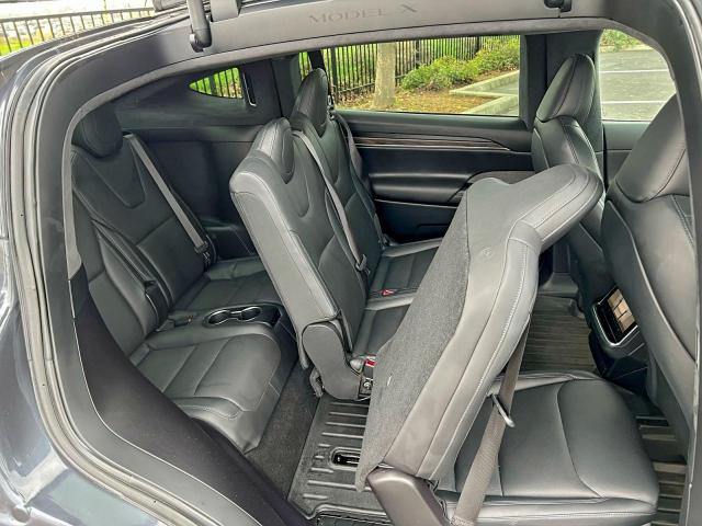 Tesla Model X Image 7