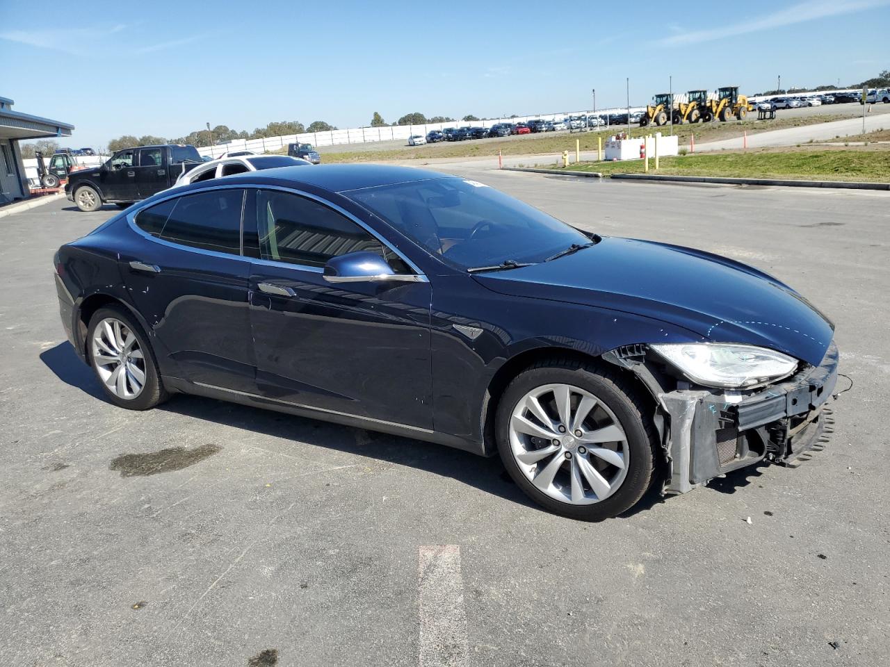 Tesla Model S Image 4