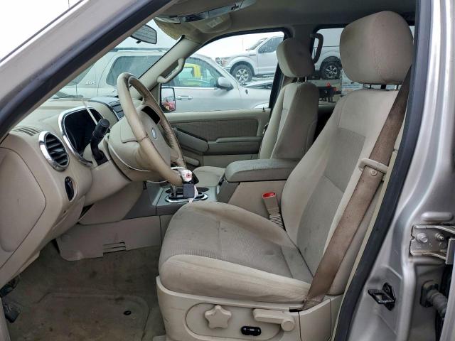 Ford Explorer Xlt Image 5