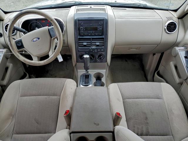 Ford Explorer Xlt Image 6