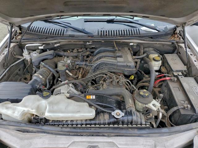 Ford Explorer Xlt Image 10