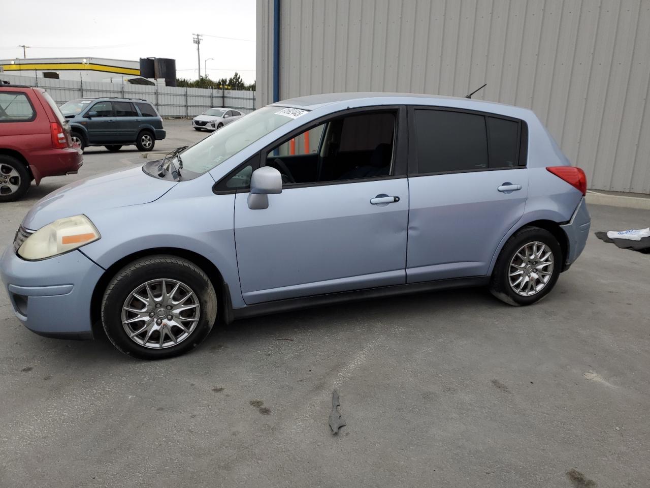 Nissan Versa S Image 1