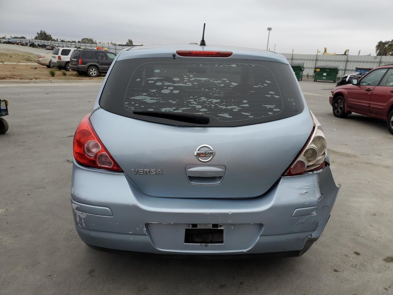 Nissan Versa S Image 9