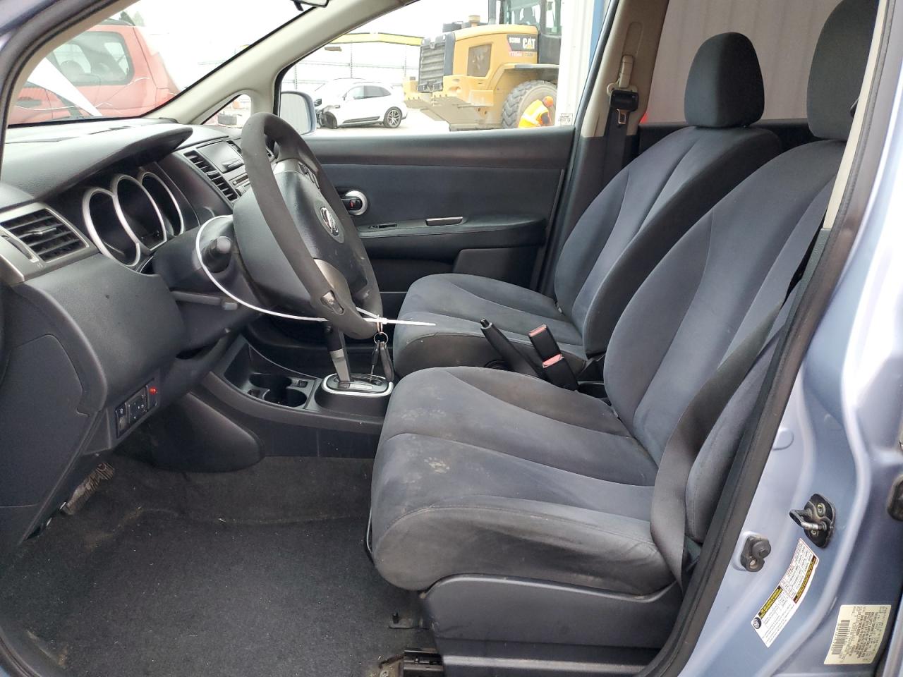 Nissan Versa S Image 12