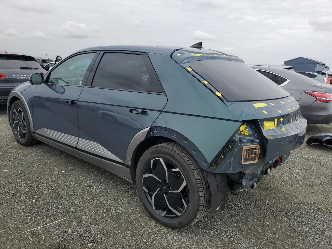 Hyundai Ioniq Limited Image 3