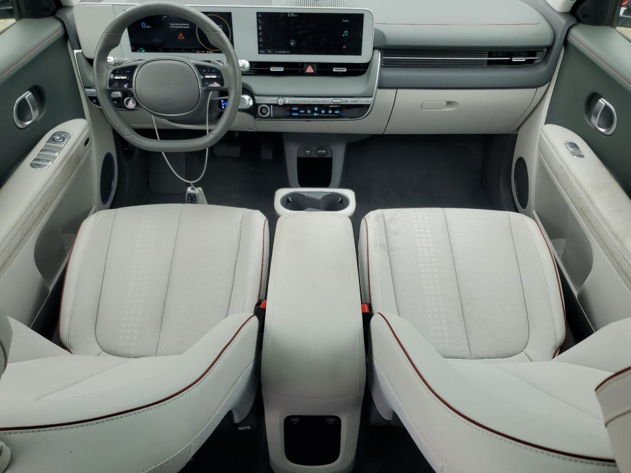 Hyundai Ioniq Limited Image 5