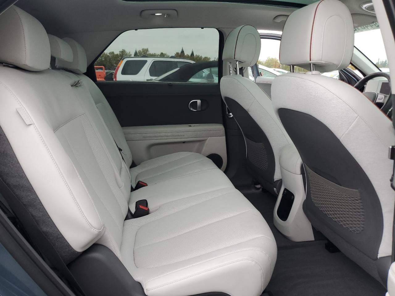 Hyundai Ioniq Limited Image 13