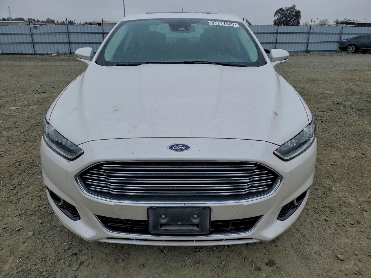 Ford Fusion Se Hybrid Image 11