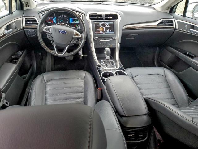 Ford Fusion Se Hybrid Image 4