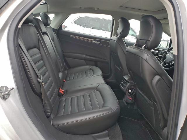 Ford Fusion Se Hybrid Image 12