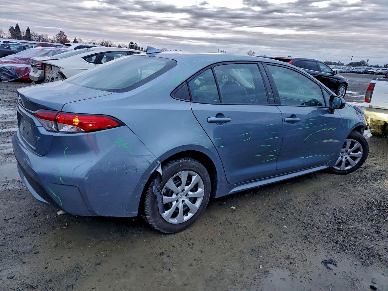 Toyota Corolla Le Image 10