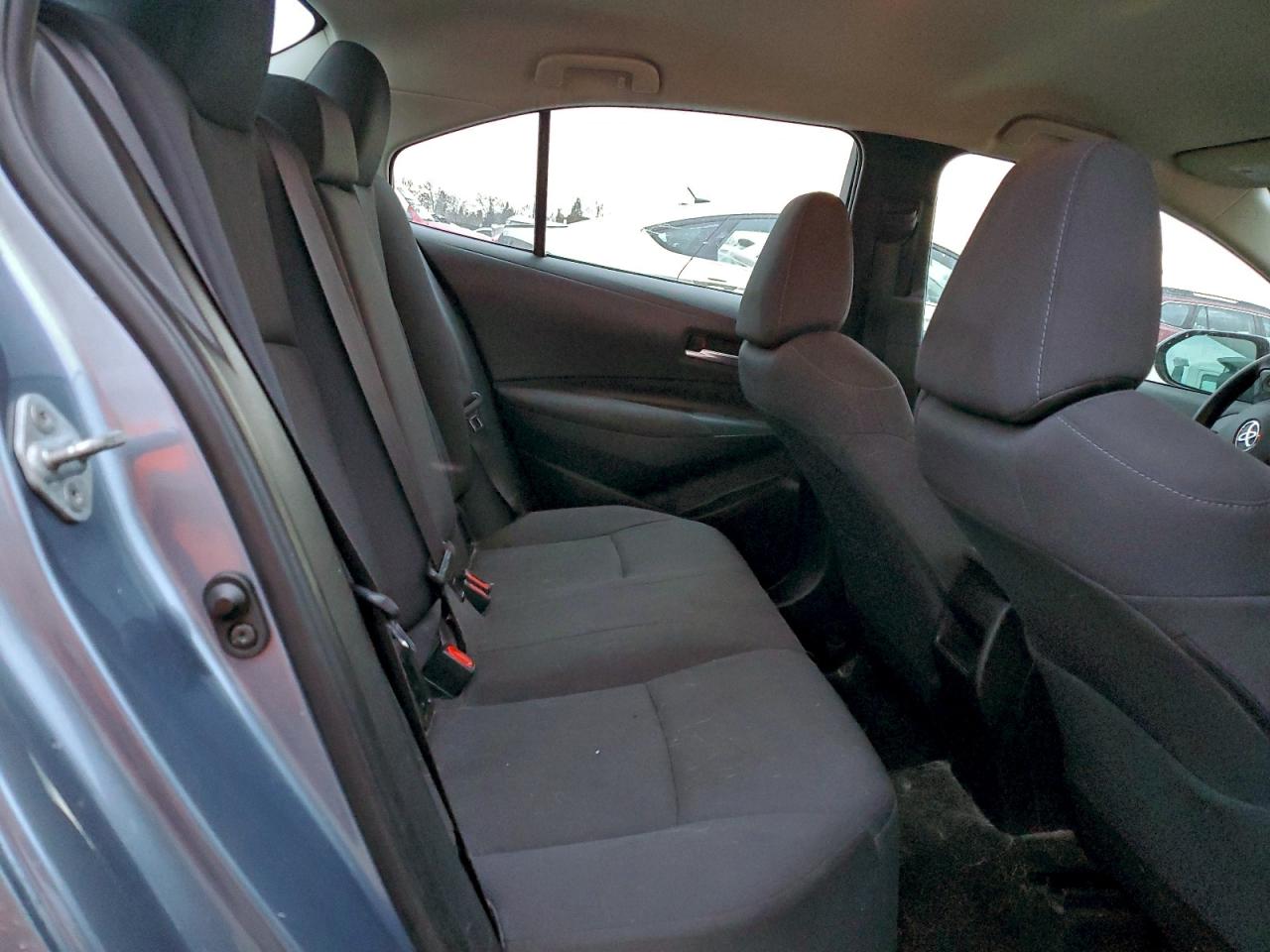 Toyota Corolla Le Image 11