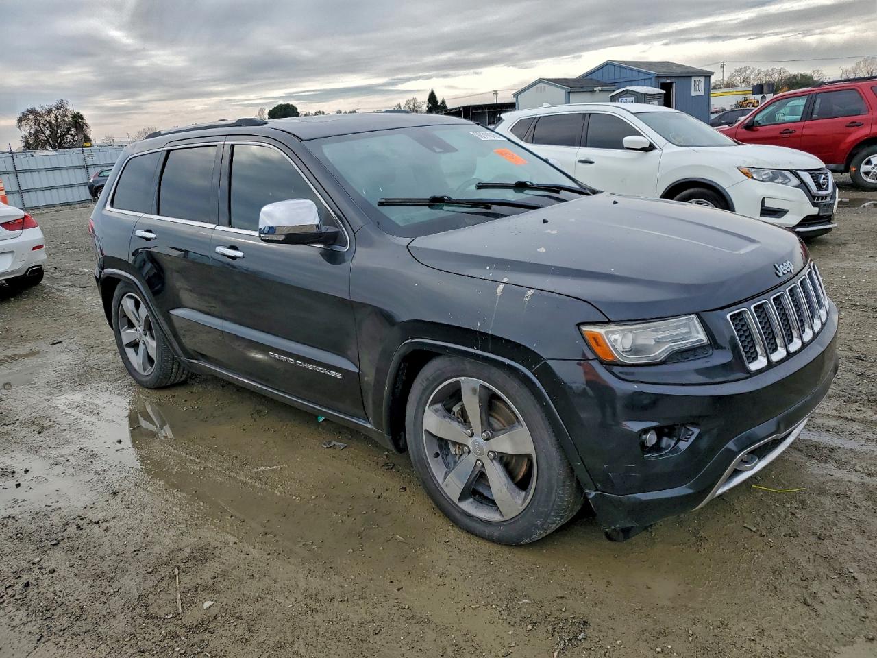 Jeep Grand Cherokee Overland Image 11